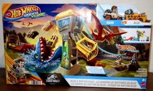 Hot Wheels Racer Verse Jurassic World Blue’s Raptor Rush Track Vehículo Juegos - Imagen 1 de 15