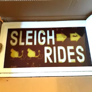 "Home Reflections beleuchtete Weihnachtsschattenbox Schild SLEIGH RIDES 18"" x 10" - Bild 1 von 10