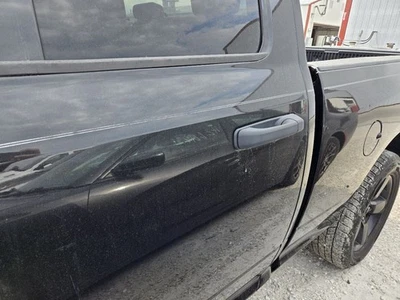 Puerta trasera del conductor estilo clásico compatible con camioneta Dodge 1500 09-24 3568042 Foto 1 de 4