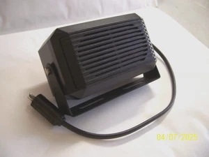 kleine Lautsprecherbox -110 x 65 x 50 mm- 3,5-Ohm-Kontrolllautsprecher/PKW-Funk - Bild 1 von 4