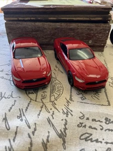 2 Two Auto Show Edition 2015 Ford MUSTANG GT Revell 1/25 Promo Ruby Red - Picture 1 of 15
