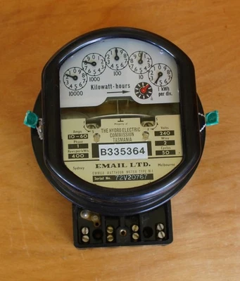 Vintage Electricity Meter Watthour Email Ltd Type M1 Hydro Electric Commission - Image 1 of 4