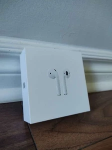 Apple AirPods 2ème génération avec étui de charge - Blanc - Photo 1 sur 7