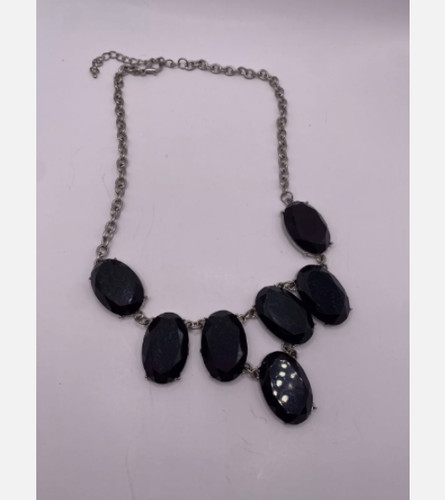 VETEMENTS Collana dichiarazione bavaglino tono argento nero senza marchio 18"