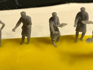 Juego de camarero/camarero escala Ho 1/87. Sin pintar - Imagen 1 de 8