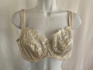 Chantelle Bra Womens White Unlined Underwire Bra Size 38C - Picture 1 of 8