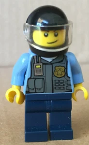 LEGO ®-Minifigur Town City Polizist Officer Set 10720 Helicopter Chase - cop056 - Picture 1 of 5
