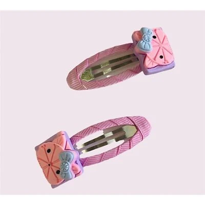 Pinzas para el cabello a presión inspiradas en Hello Kitty para niñas y mujeres hechas a mano Foto 1 de 4