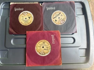SKYHOOKS 45 RPM 7" VINYL SINGLES X3, HORROR MOVIE, LYGON ST LIMBO, +++ - Picture 1 of 4