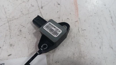 Chrysler 200 Sensor  2015 2016 2017 - Image 1 of 4