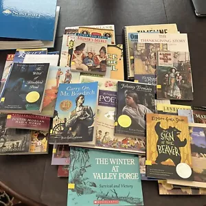 Sonlight Core D American History Year 1 + Language Arts D 5 Day Homeschool - Foto 1 di 9