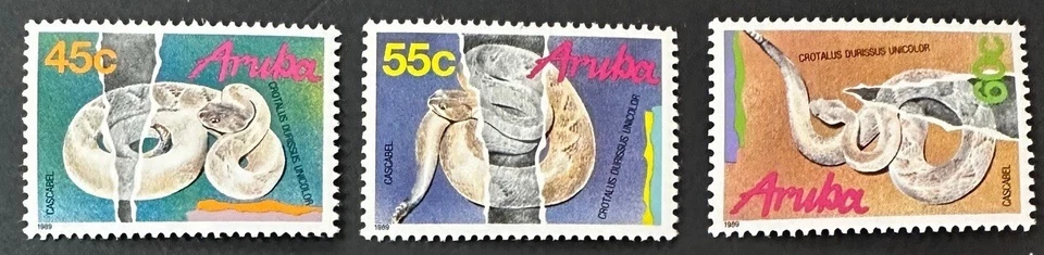 ARUBA 50 - 52 Precioso Juego NUNCA con Bisagras SERPIENTES Como Nuevo Foto 1 de 1