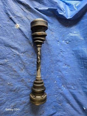 88 89 90 91 BMW 735I EJE EJE A TRAVÉS DE 1/91 136613 Foto 1 de 3