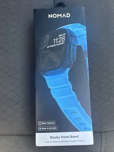 Bracelet pointe rocheuse Nomad Icy Blue Glow Apple Watch 49 mm matériel titane naturel - Photo 1 sur 4