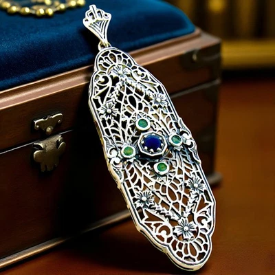 COLGANTE DE PLATA DE LEY 925 ESTILO ANTIGUO ZAFIRO Y ESMERALDA GENUINO #612 Foto 1 de 2