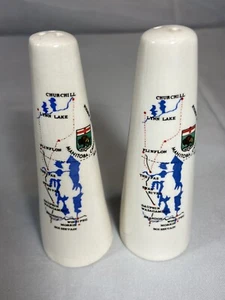 Manitoba Canada Map Salt and Pepper Shakers Vintage - Bild 1 von 6