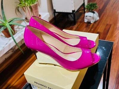 Tacones Franco Sarto L-Harper, Pat Fucsia Talla 7 1/2 EE. UU., Púrpura y Cromo  Foto 1 de 4