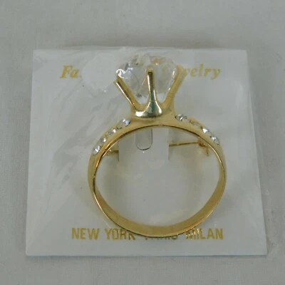 Anillo Solitario Cristal Pin Tono Dorado Grande Acrílico Facetado Broche Estrás Nuevo Foto 1 de 4