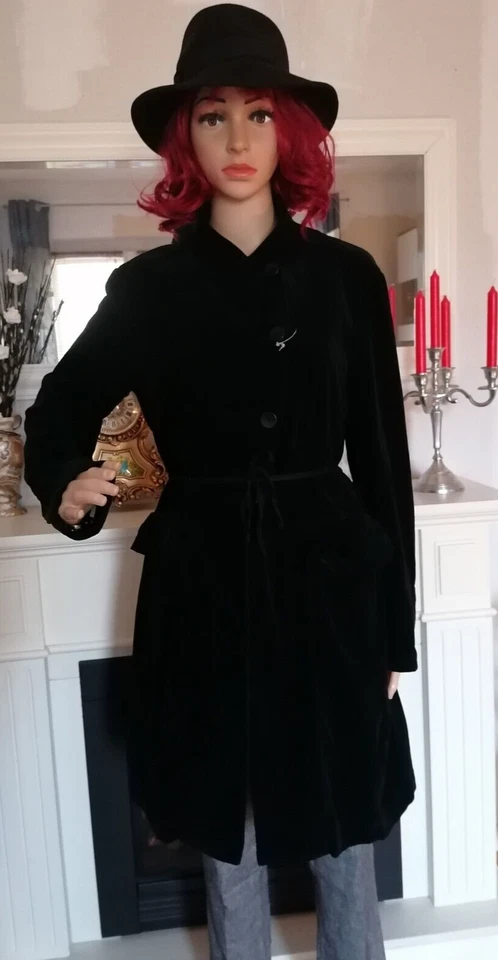 Oska Mantel sehr Feine Cord Gr. 1 - 38-40 Slim  Nachtblau Neuw NP € 479,0 - Bild 1 von 4