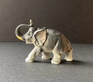 Gray Elephant "Trunk Up" Porcelain Vintage JAPAN Figurine - Great Condition - Picture 1 of 10