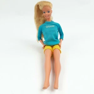 Barbie Doll Vintage Toy Fashion + Shirt and Shorts Blond - Picture 1 of 8