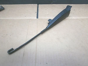 MERCEDES E CLASS 1998 W210 FRONT WIPER ARM - Picture 1 of 1