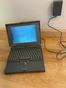 MacIntosh PowerBook 145 Laptop - Picture 1 of 1