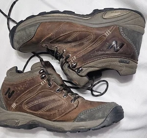 New Balance 1569 Hiking Shoes Gore-Tex Trail Boots Leather Lace Up Mens 10 EE - Picture 1 of 16