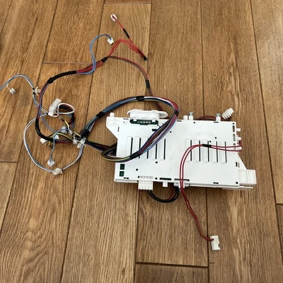Washing Machine INDESIT    IWME147 UK  MAIN PCB CONTROL MODULE and wiring loom - image 1 of 3