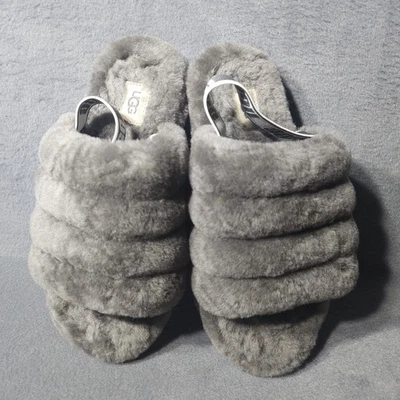 Gris UGG K Fluff Yeah Slide Talla 3 Usado Excelente Estado Gris Foto 1 de 4