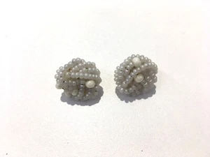 Vintage Costume Pearl Bead Round Earrings with Gold Backing - Picture 1 of 4