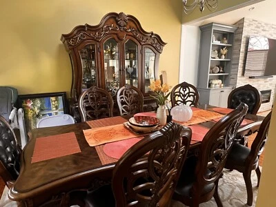 deep brown dining room furniture set - Image 1 of 4