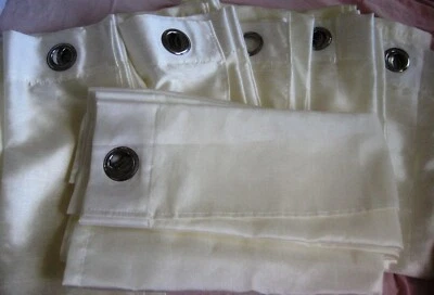 Koreo Standard Set de 6 nuevos paneles de cortina marfil poliéster acabado satinado con ojales Foto 1 de 2