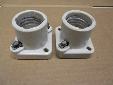 2 VINTAGE CERAMIC PORCELAIN CEILING MOUNT LIGHT FIXTURE Leviton (LS) Cover