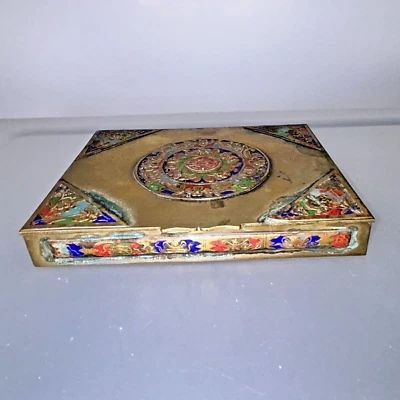 Caja de baratijas de latón esmaltado pintado Cloisonne elevado chino tapa con bisagras pesadas NOTA Foto 1 de 4