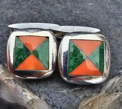 Gemelos Cartier con incrustaciones de piedras preciosas verde naranja Alemania vintage oro blanco 18k Foto 1 de 4