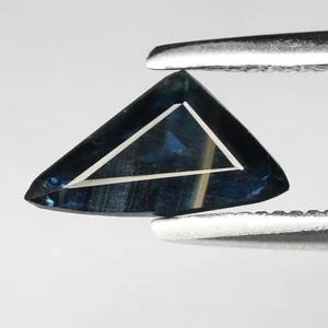 π 0.75ct Trillion Natural Green Blue Sapphire - Unheated, Thailand Gemstone - Picture 1 of 4