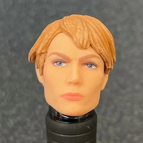 Marvel Legends 6"(Rescue Pepper Potts) MINT (AVENGERS) (HEAD ) GWYNETH PALTROW Cover