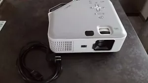 Vidéoprojecteur Home cinema TV HP VP6315 DLP parfait état - Foto 1 di 2