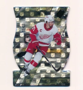 2023-24 SPX NHL SHIELD DIE CUT DYLAN LARKIN #5 13/25 - Picture 1 of 1