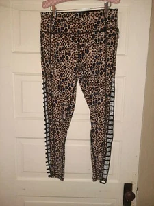 Victoria's Secret Large Legging Knockout Sport Leopard - Picture 1 of 6