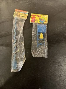 Negozio vintage trucco serpente magico trucco centesimi fatto a Hong Kong Nos - Foto 1 di 9