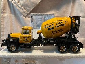 1ST Gear #19-2358 Mack Model R-600 Mixer Bulldog Concrete, 1/34th scale No. 202 - Picture 1 of 24