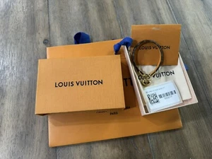 LOUIS VUITTON Crazy In Rock Heart Padlock Monogram Bracelet Brown Gold M6451 - Picture 1 of 3