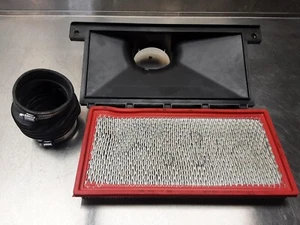 2005-2006 Chevrolet SSR OEM Rear Air Filter Housing w/ Filter & Duct - Picture 1 of 5