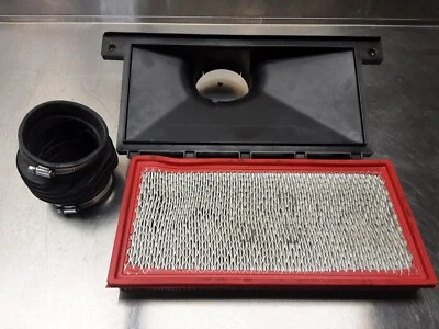 Chevrolet SSR 2005-2006 OEM carcasa de filtro de aire trasero con filtro y conducto Foto 1 de 4