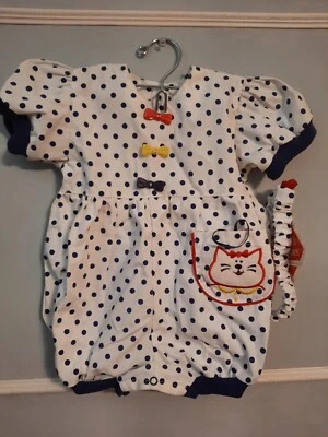 Nuevo de Lote Antiguo Años 90 HUSH PUPPIES Niñas Pequeñas 6-9M Mameluco con Diadema y Bolsillo Gatito De Colección Foto 1 de 4