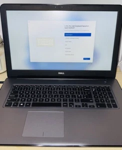 Dell Inspiron 17 5767 Laptop, i7 7500U, Full HD,SSD256gb, 8GB,4GB AMDM445, Win11 - Picture 1 of 11