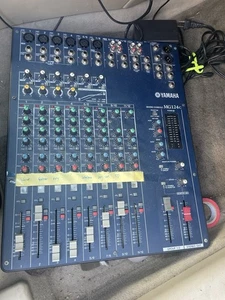 Yamaha MG124CX Mixing Console 12-Channel Compact Audio Mixer - Picture 1 of 1