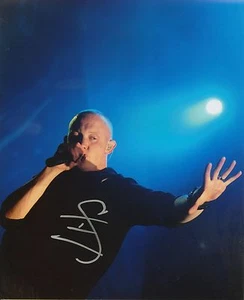 FOTO 8X10 FIRMADA POR ISAAC SLADE THE FRAY CÓMO PROTEGER UNA VIDA MÚSICA CERTIFICADO DE AUTENTICIDAD WOW A - Imagen 1 de 2